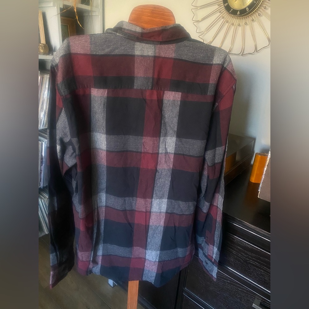 NWT Men’s Plaid Flannel - Picture 2 of 3